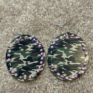 Camo blingy earrings